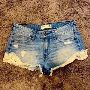 Size 8 Abercrombie and Fitch shorts